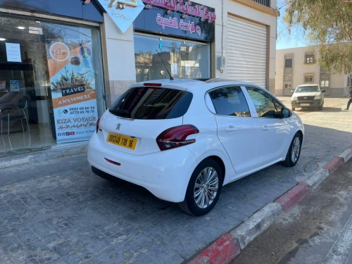 Peugeot 208 2018 Allure Facelift
