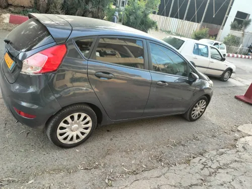 Ford Fiesta 2013 Trend Look