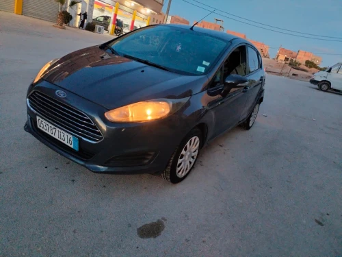 Ford Fiesta 2013 Trend Look