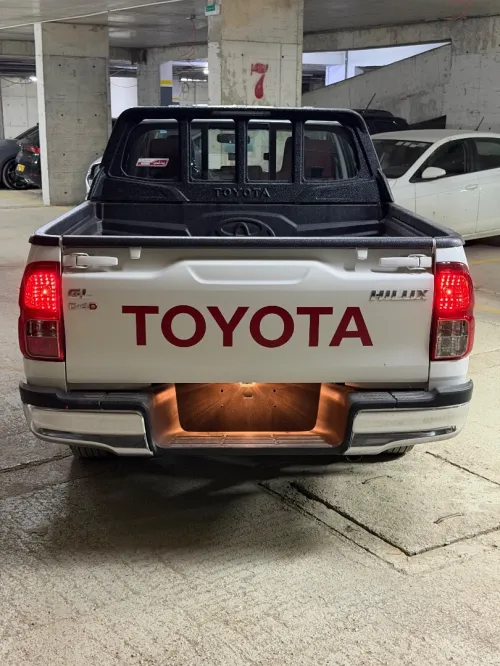 Toyota Hilux 2026 