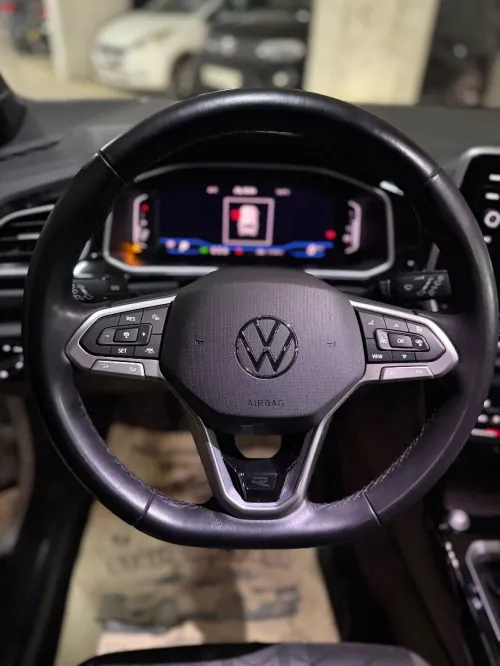 Volkswagen T-Roc 2025 R-Line 