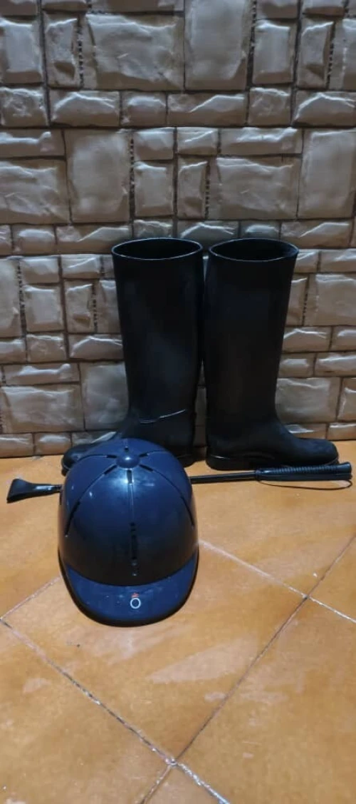 Accessoires et vêtements d équitation