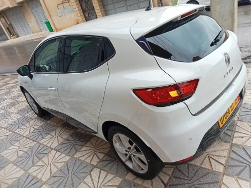 Renault Clio 4 2017 Limited 2