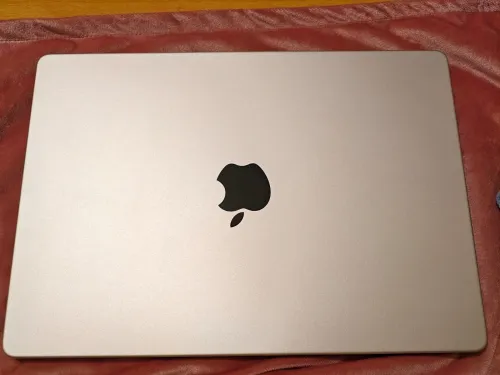 Macbook M3 Pro