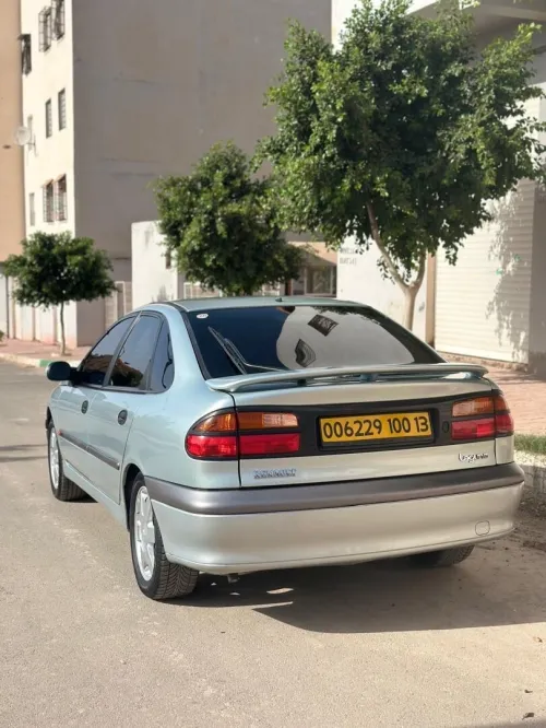 Renault Laguna 1 2000 Laguna 1