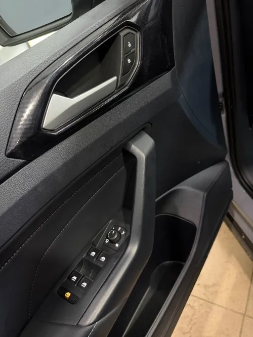 Volkswagen Tharu 2026 XR