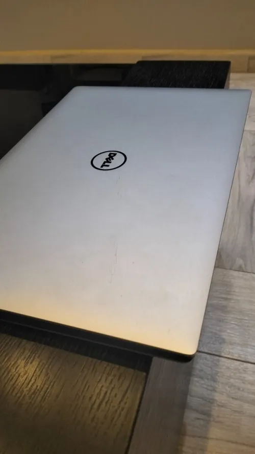 Dell précision 5520