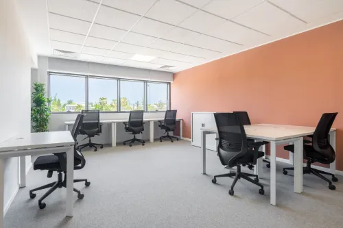 Bureau en espace ouvert à louer pour 10 personnes à Algiers, Spaces Said Hamdine