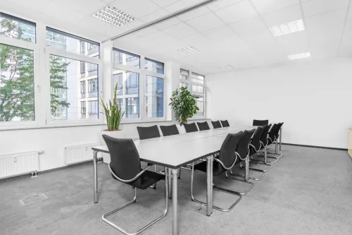Bureau privé à louer pour 3 personnes à Algiers, Hydra