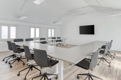 Bureau en espace ouvert à louer pour 10 personnes à ALGIERS, Les Pins Maritimes
