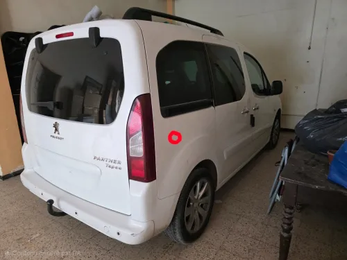 Peugeot Partner 2017 Tepee Allure 
