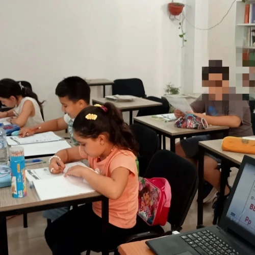 Ecole de soutien, de langues étrangère et d'activités artisanales