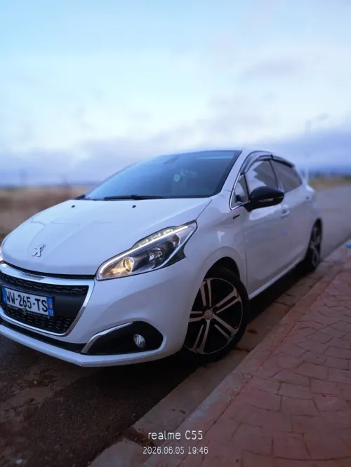 Peugeot 208 2018 GT Line