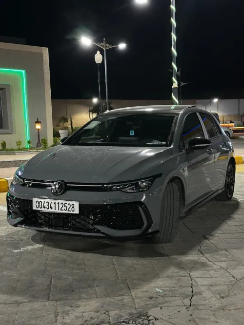 Volkswagen Golf 8 2025 R-Line