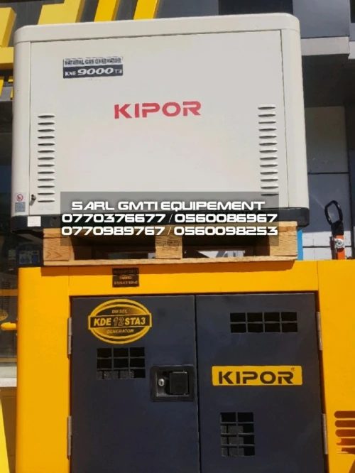 Compacteur diesel , compresseur 1000lt atlas copco , dame sauteuse , plaque vibrante , monte charge