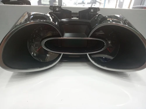 Compteur / Tableau de bord Renault Clio 4