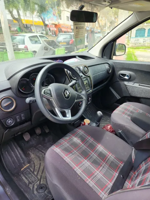 Renault Kangoo 2025 