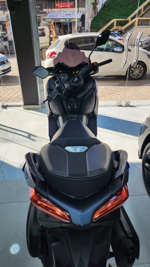 YAMAHA X MAX 2023