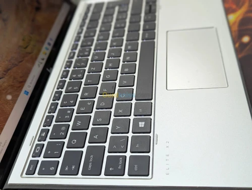 HP ELITE X2