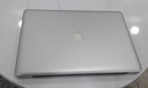 Mac book i7 2012