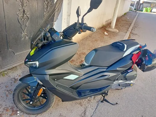Vmax 200cc 2024