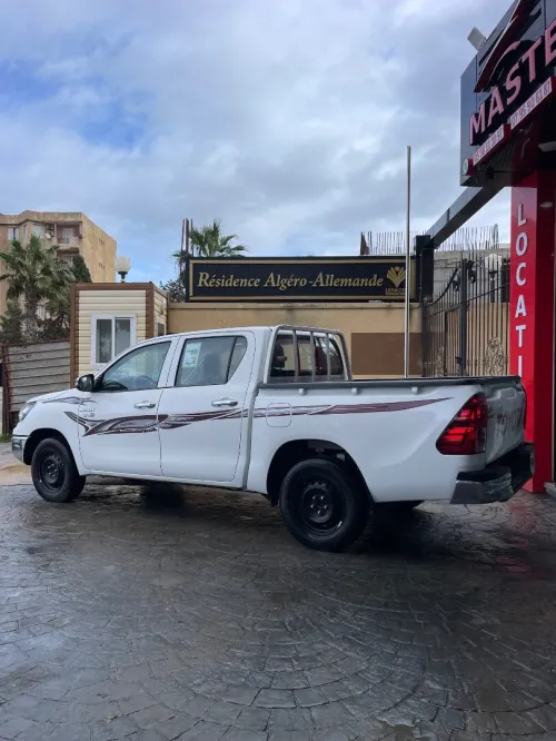 Toyota Hilux 2025 GL