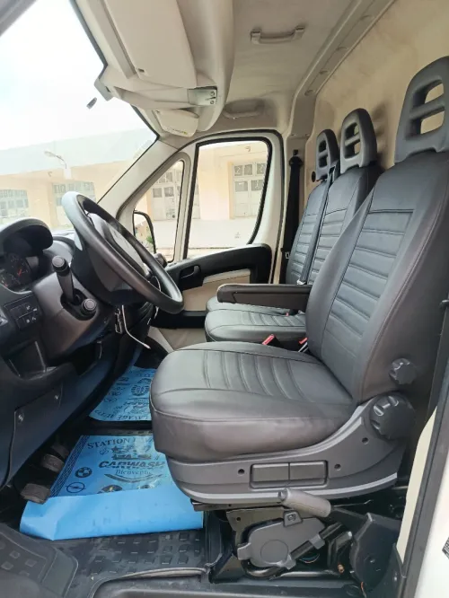 Sur Peugeot Boxer 3 panneaux 2015