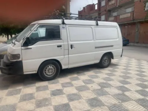 Mitsubishi L300 2001 