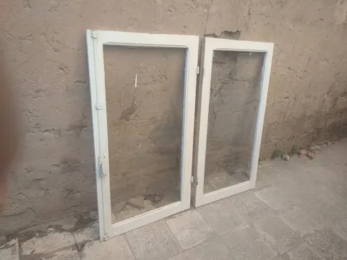 Fenêtre de meuble 