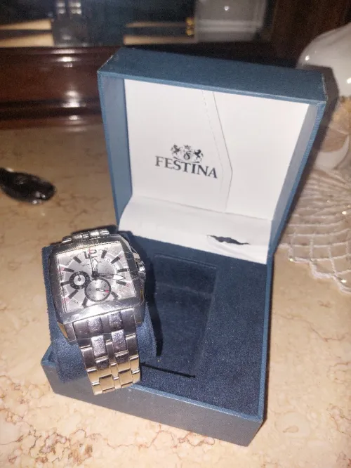 FESTINA
