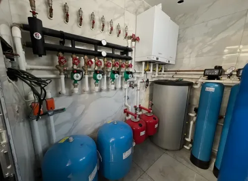 plombier chauffagiste Installation citernes et chauffage central تركيب خزان الماء والتدفئة