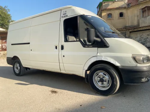 Ford Tronsit 2005