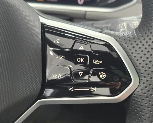 Volkswagen T-Roc 2025 R-Line 