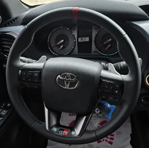 Toyota Hilux GR sport 2026 Full black toute option