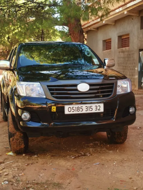 Toyota Hilux 2015 LEGEND DC 4x4