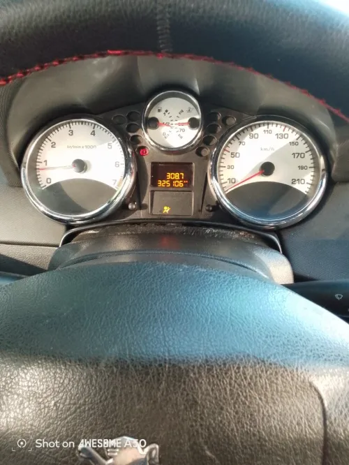 Peugeot 207 2012 Fennec