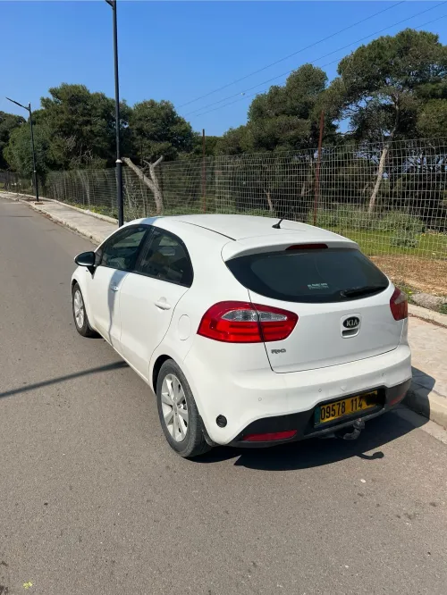 Kia Rio 5 portes 2014 