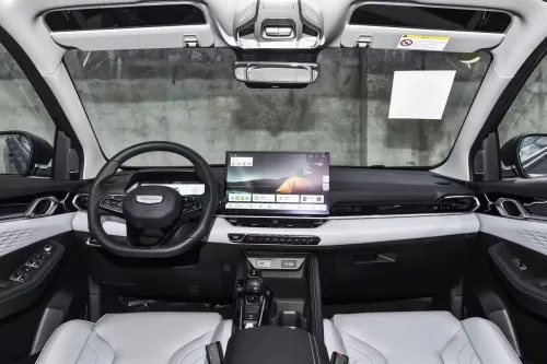 Geely Coolray 2026 Binyue L Plus