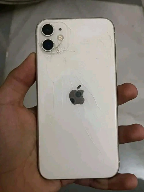 ايفون ايفون 11