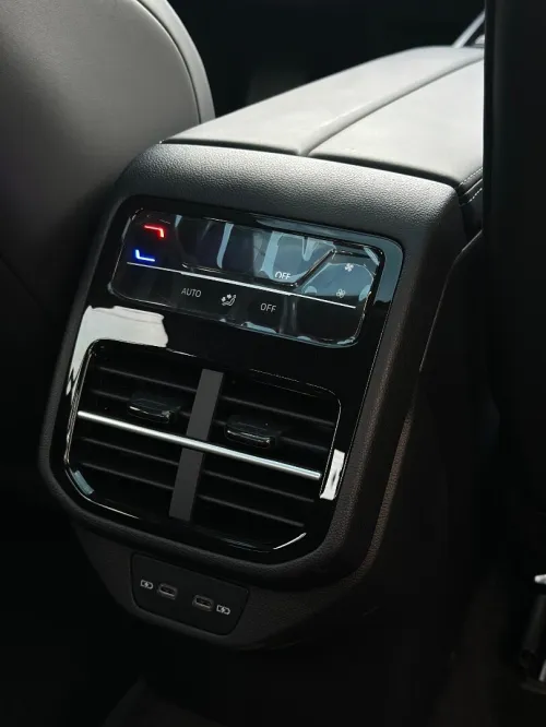 Volkswagen Passat 2026 PRO