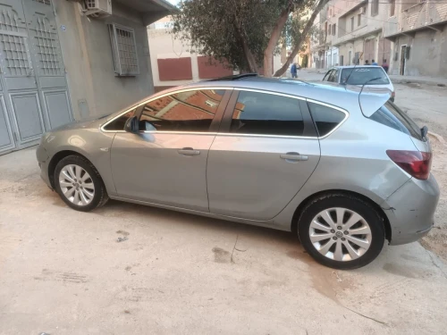 Opel Astra 2017 