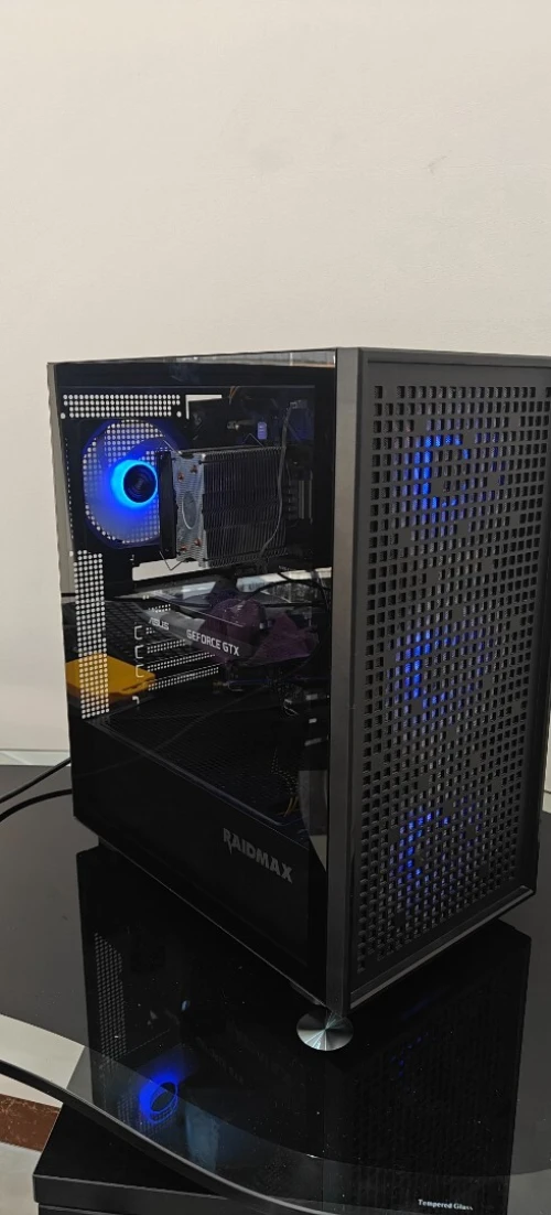 Pc i5 8400 gtx 1650 16 gb ram 256 gb ssd