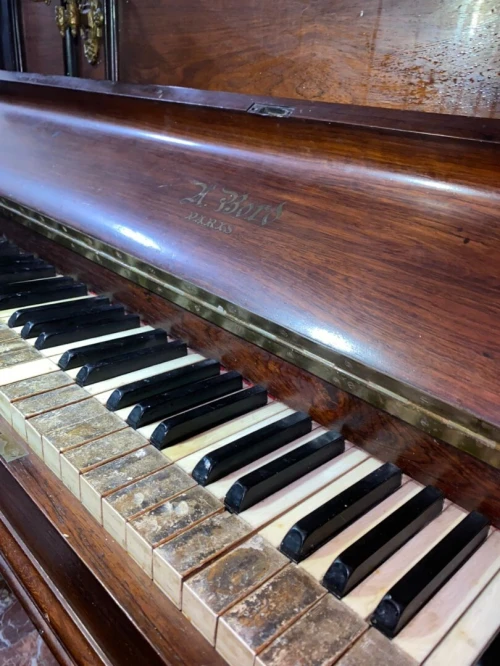 Piano