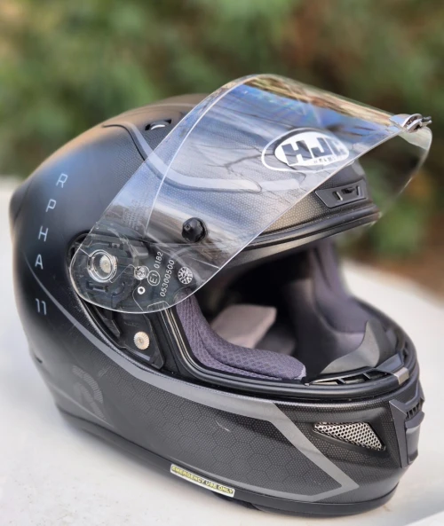 casque de moto HJC RPHA 11