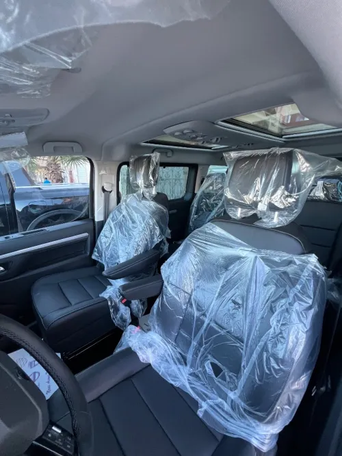 Peugeot Traveller 2026 