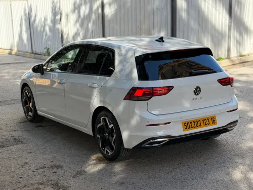 Volkswagen Golf 8 2023 Move