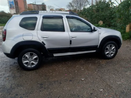 Dacia Duster 2016 Laureate