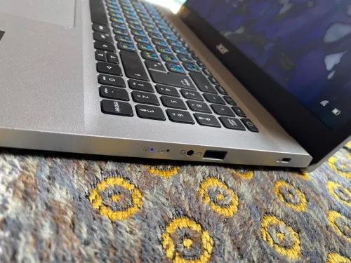 Acer Aspire 3 15 - Ryzen 7 5700U - 16GB RAM - 512GB NVME-1