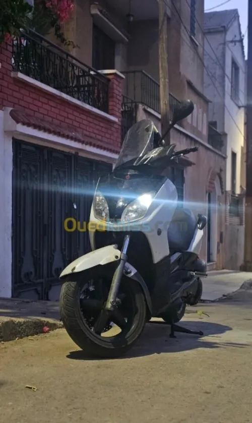 Yamaha Xmax 250cc 2010
