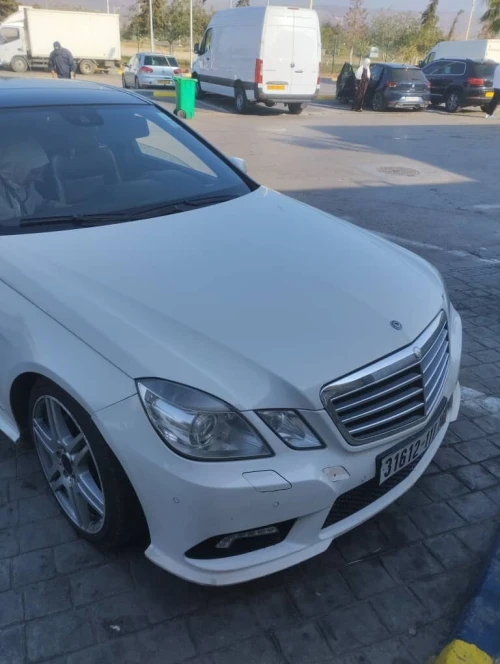 Mercedes Classe E 2011 AVANTGARDE Pack AMG
